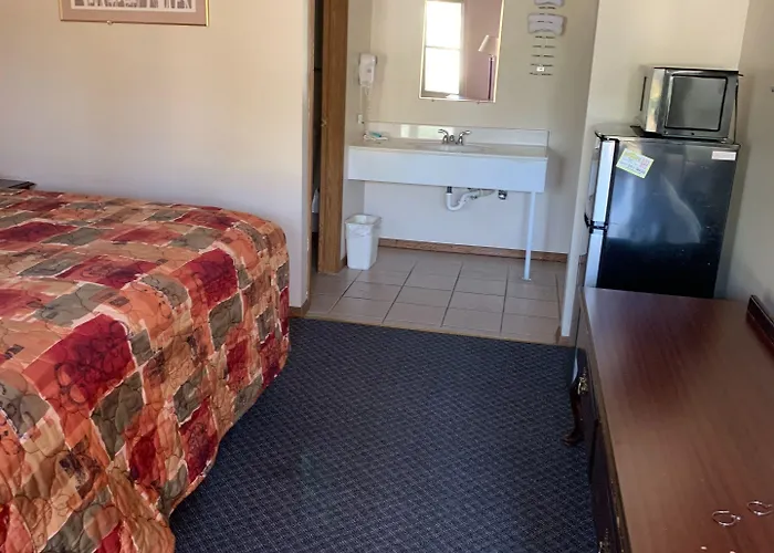 Foster 2* Monticello