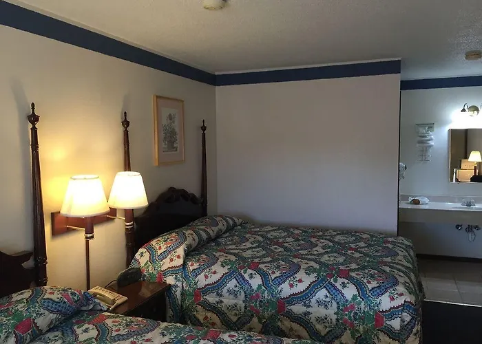 Inn Foster 2*