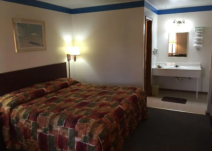 Inn Foster 2*